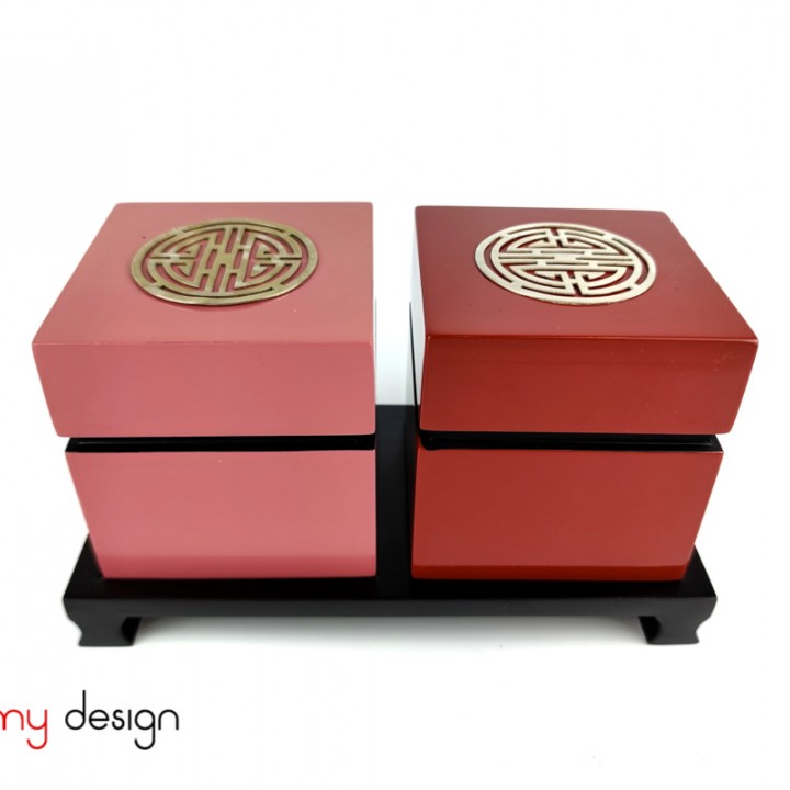 Set of 2 red/pink square boxes with long life knob  included with stand